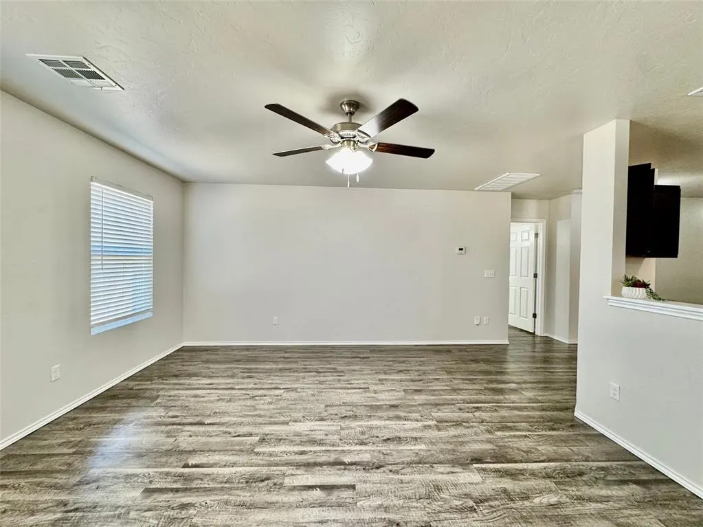 Photo 16 — 1017 N Pheasant Way, Mustang, OK 73064