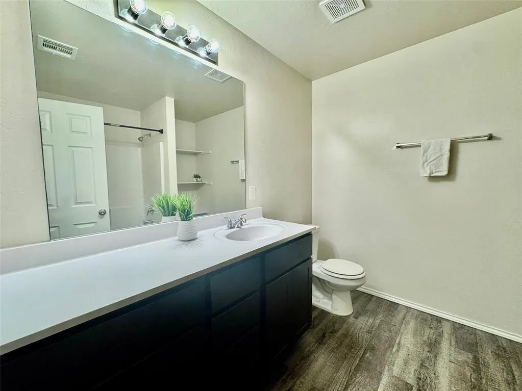 Photo 24 — 1017 N Pheasant Way, Mustang, OK 73064