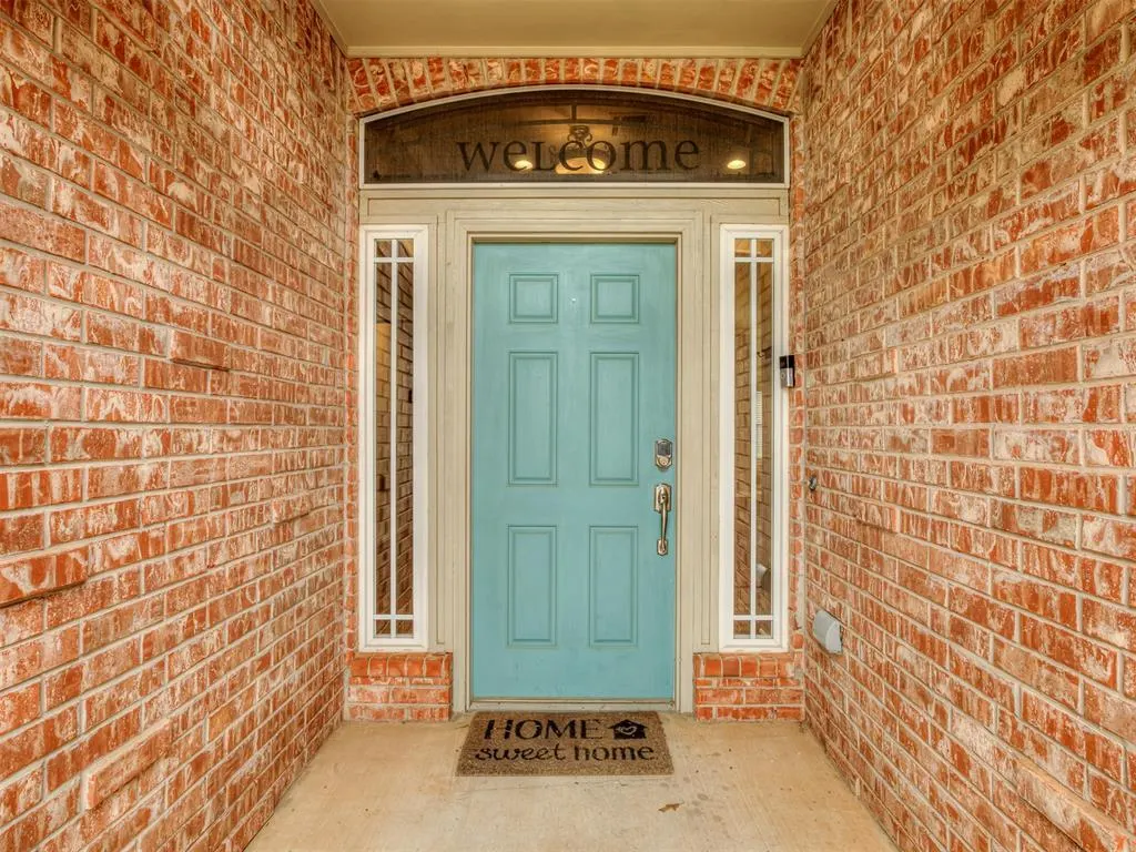 Front exterior — 13928 Hunter Jackson Drive, Yukon, OK 73099