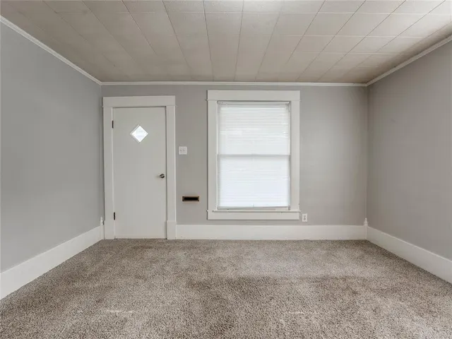 Photo 2 — 717 E Logan Avenue, Guthrie, OK 73044