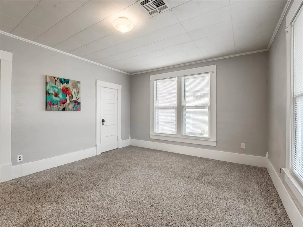 Photo 17 — 717 E Logan Avenue, Guthrie, OK 73044