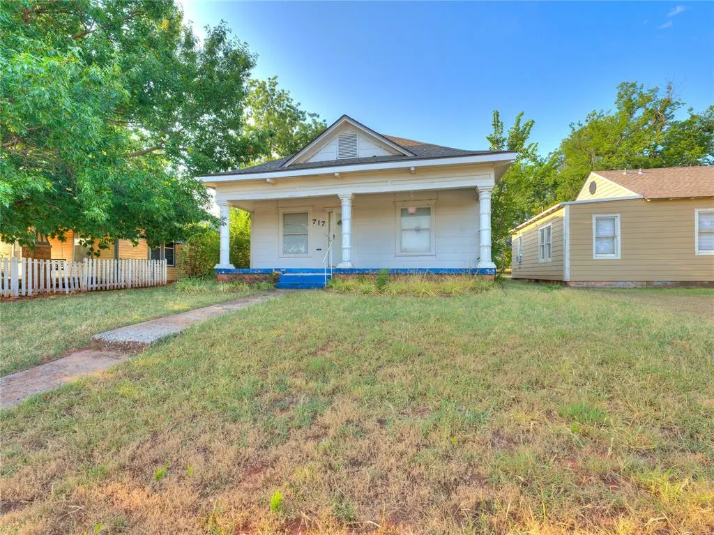 Photo 42 — 717 E Logan Avenue, Guthrie, OK 73044
