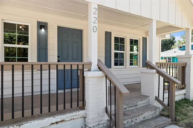 Photo 4 — 220 N M Avenue, El Reno, OK 73036