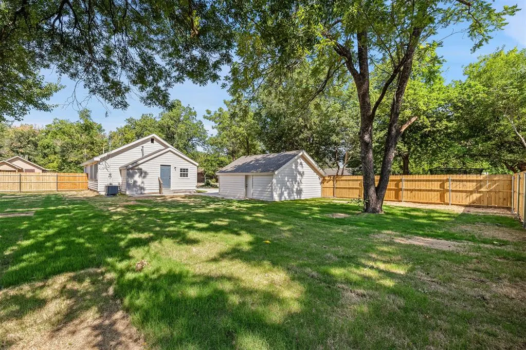 Photo 22 — 220 N M Avenue, El Reno, OK 73036