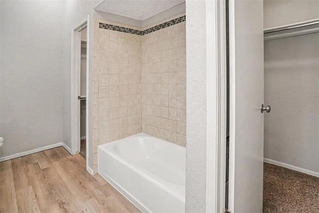 Photo 13 — 1208 San Fidel Lane, Edmond, OK 73003