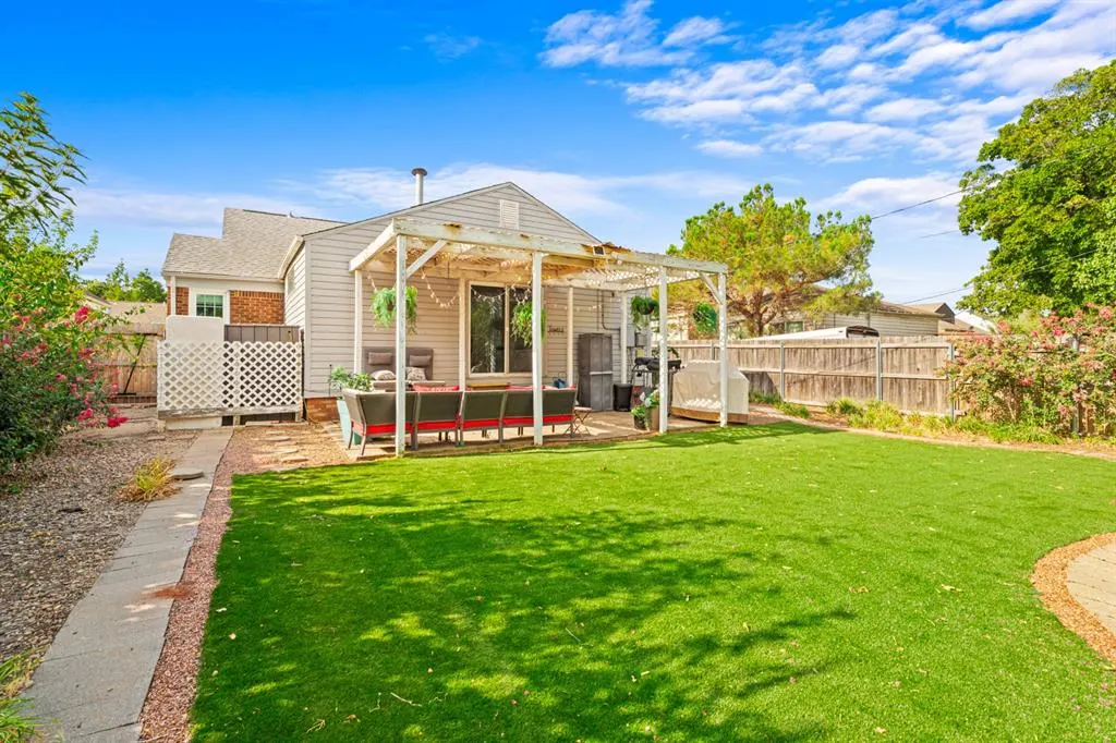 Photo 8 — 2517 NW 31st Street, Oklahoma City, OK 73112