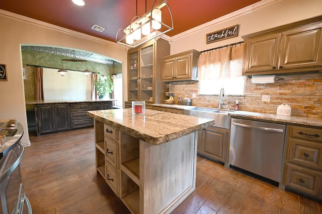 Photo 6 — 5701 N Hunters Ridge, Stillwater, OK 74075