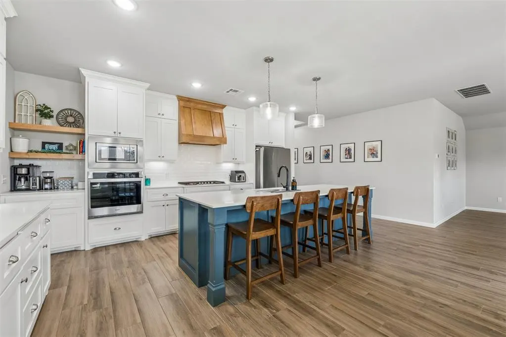 Photo 10 — 512 Cantebury Drive, Tuttle, OK 73089