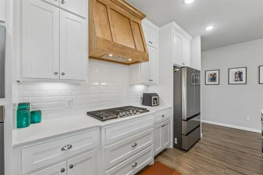 Photo 11 — 512 Cantebury Drive, Tuttle, OK 73089