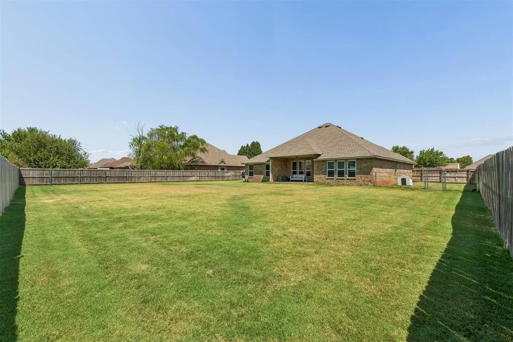 Photo 29 — 512 Cantebury Drive, Tuttle, OK 73089