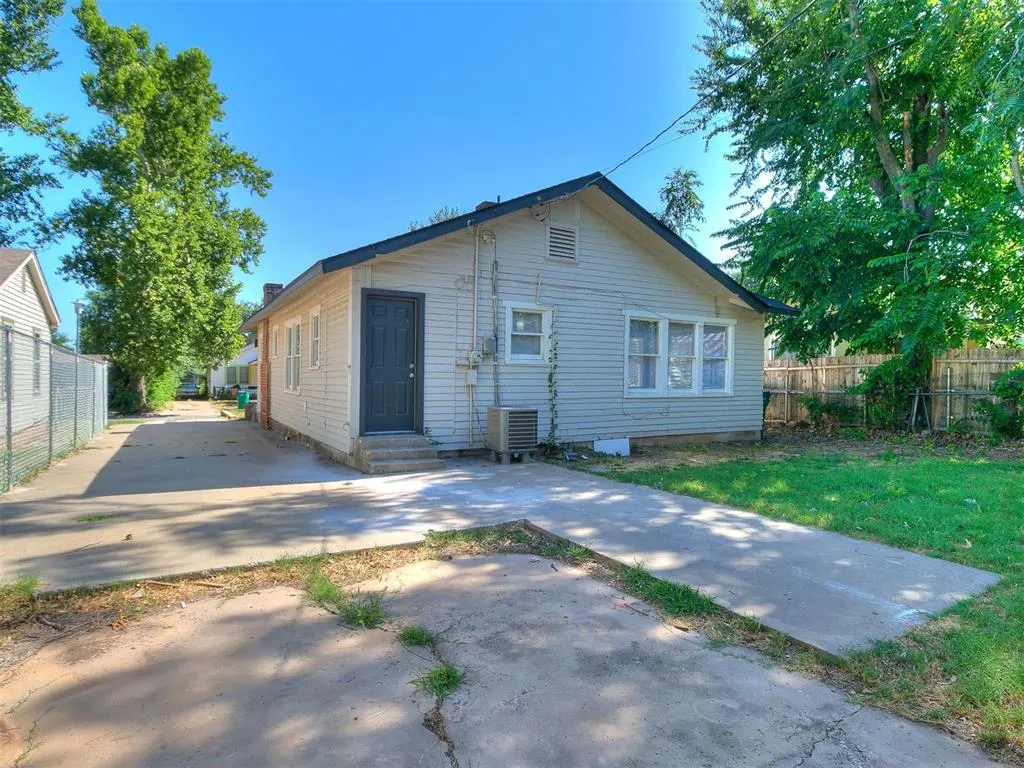 Photo 2 — 3209 NW 14th Street, Oklahoma City, OK 73107