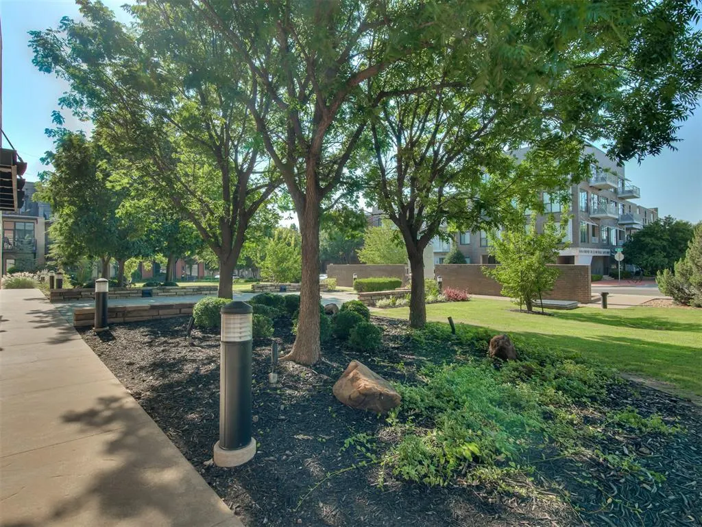 Photo 22 — 301 NE 4th Street 1, Oklahoma City, OK 73104