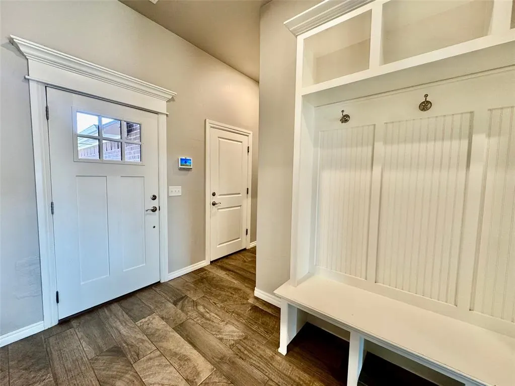 Photo 5 — 9005 Poppey Place, Yukon, OK 73099