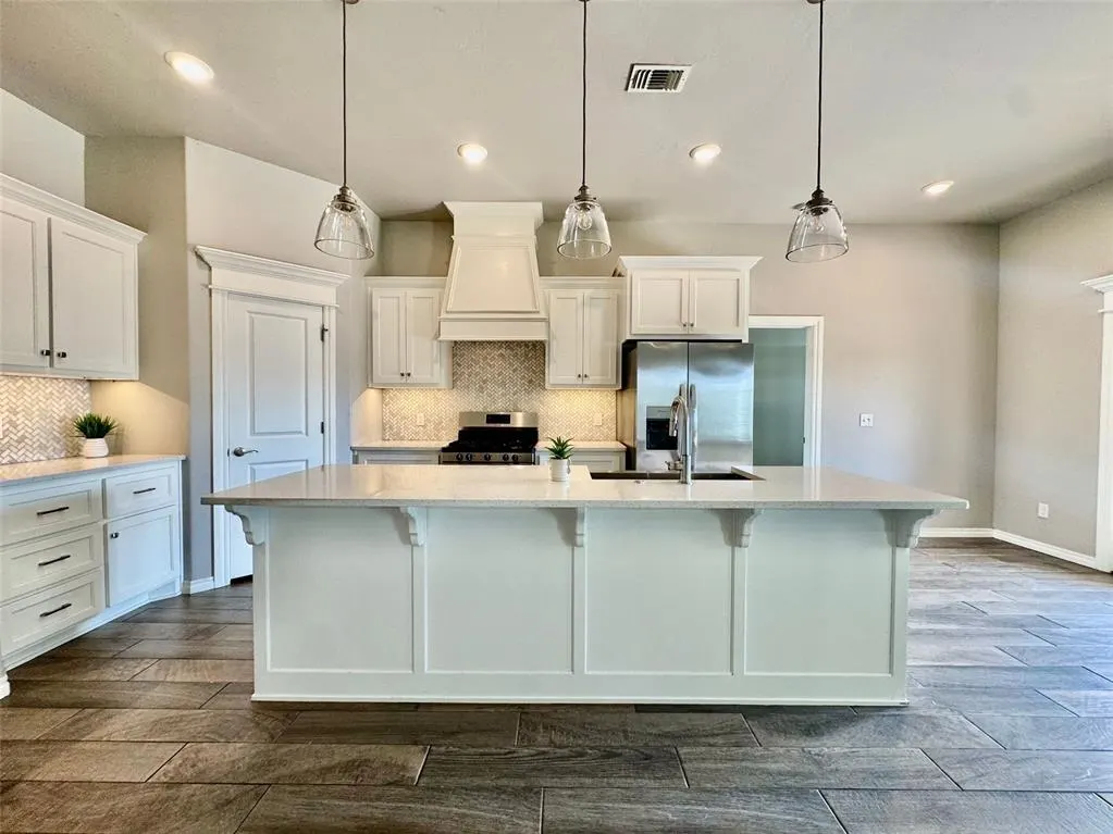 Photo 13 — 9005 Poppey Place, Yukon, OK 73099