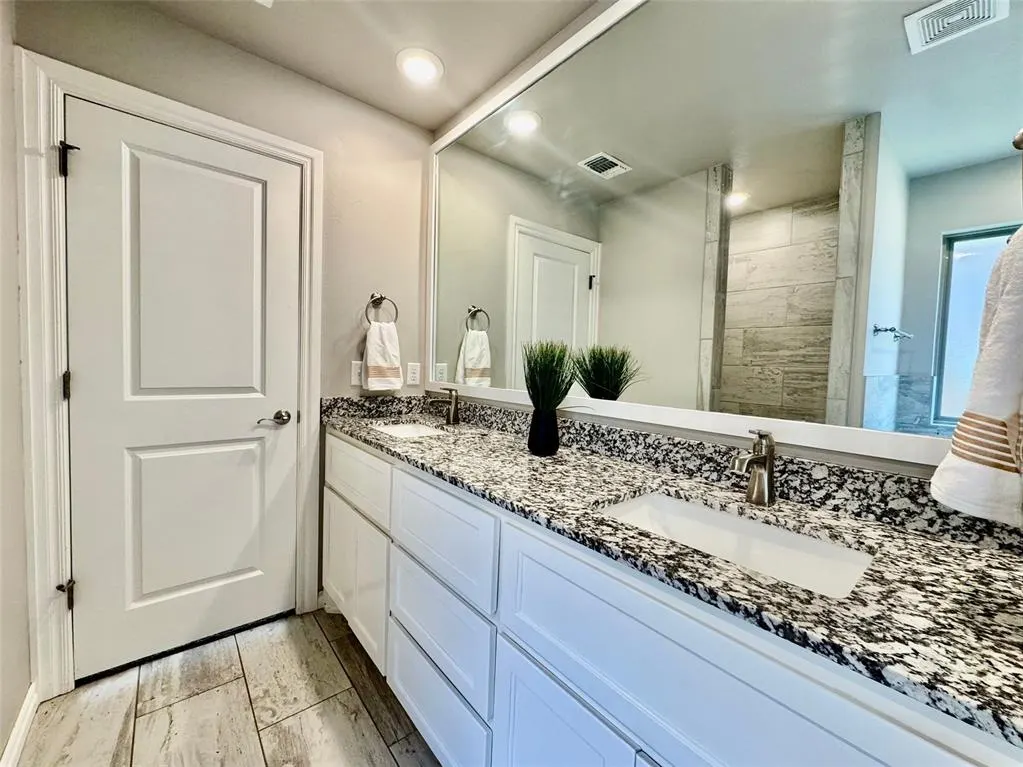 Photo 27 — 9005 Poppey Place, Yukon, OK 73099