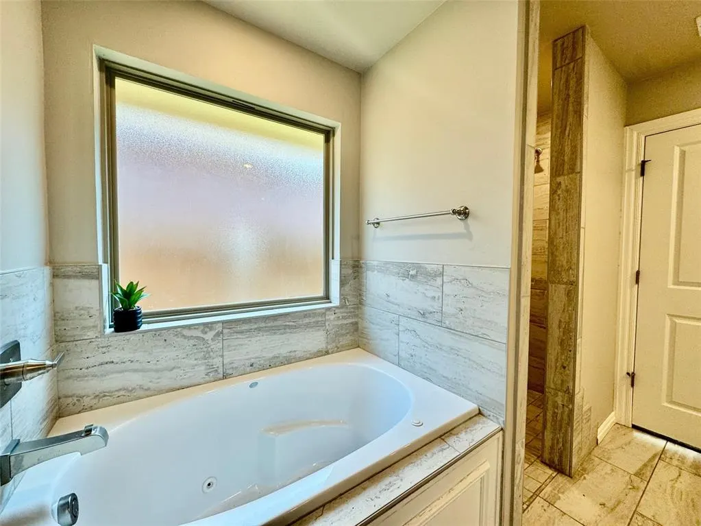Photo 30 — 9005 Poppey Place, Yukon, OK 73099