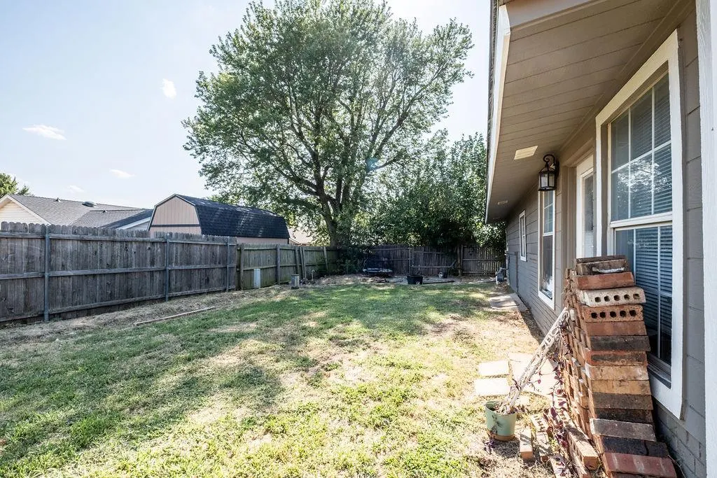 Photo 34 — 728 Miller Drive, Yukon, OK 73099