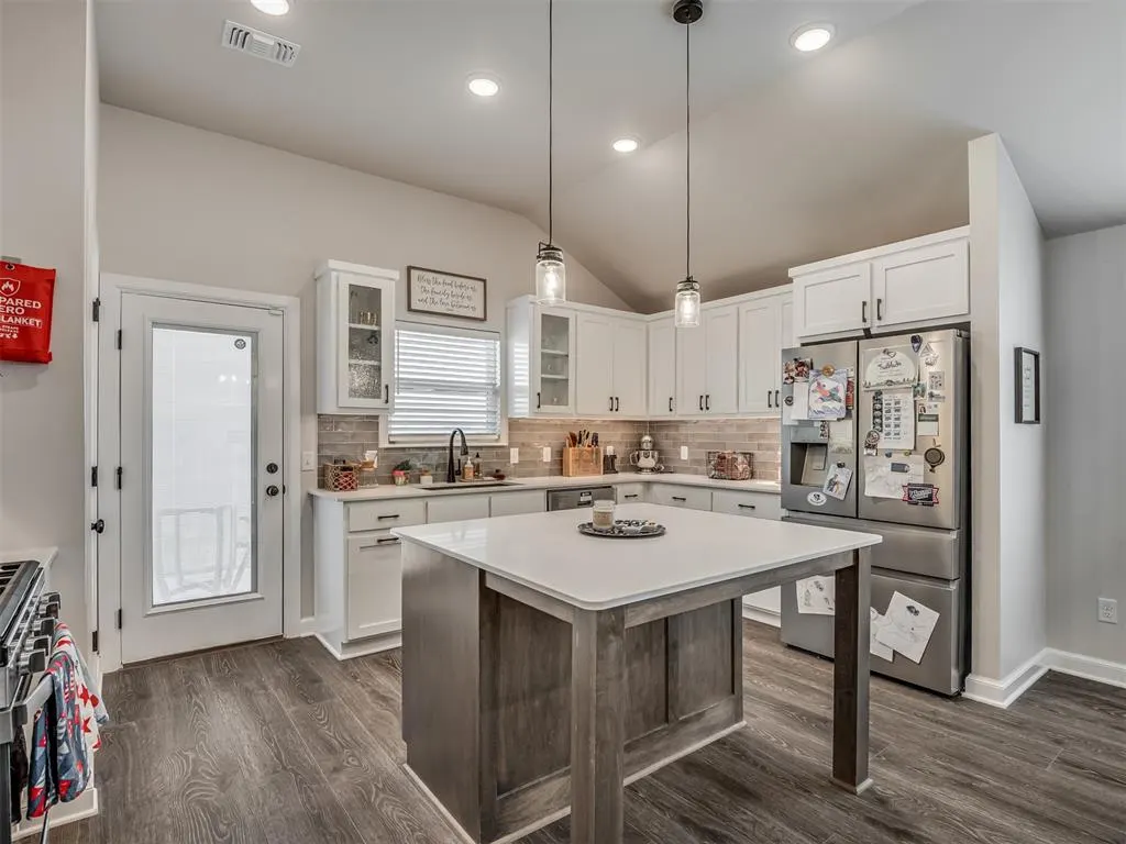 Photo 8 — 3801 Cassidy Drive, Norman, OK 73069