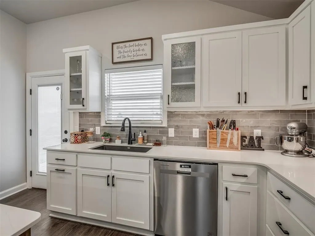 Photo 14 — 3801 Cassidy Drive, Norman, OK 73069