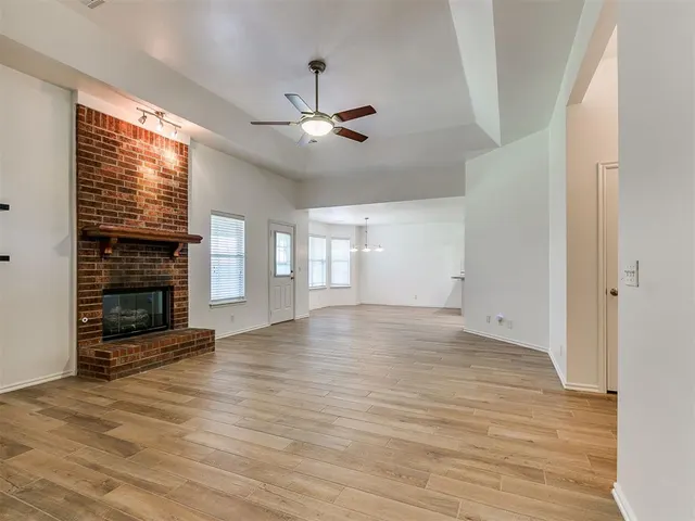Photo 5 — 409 NW 141st Circle, Edmond, OK 73013
