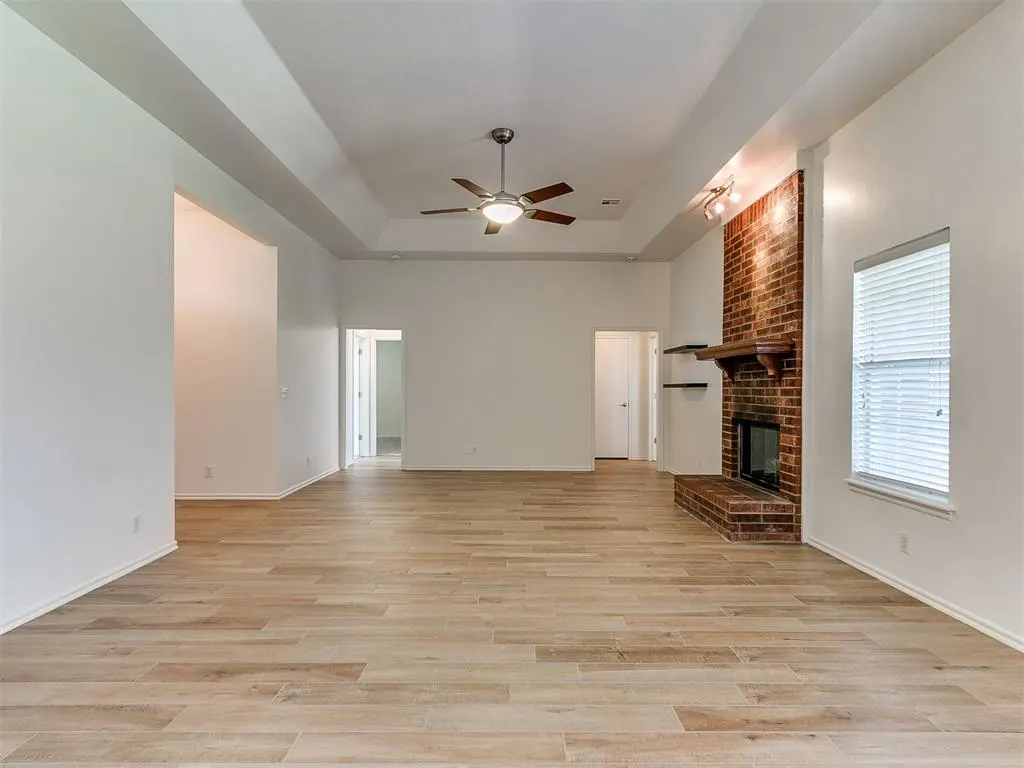 Photo 7 — 409 NW 141st Circle, Edmond, OK 73013