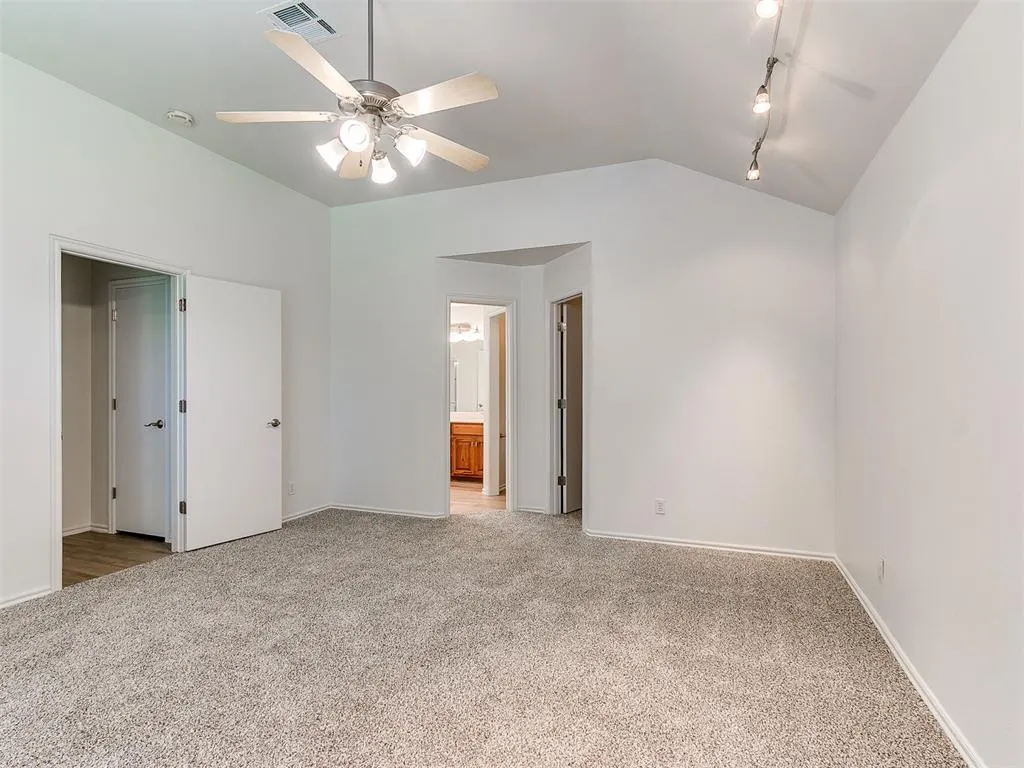 Photo 21 — 409 NW 141st Circle, Edmond, OK 73013