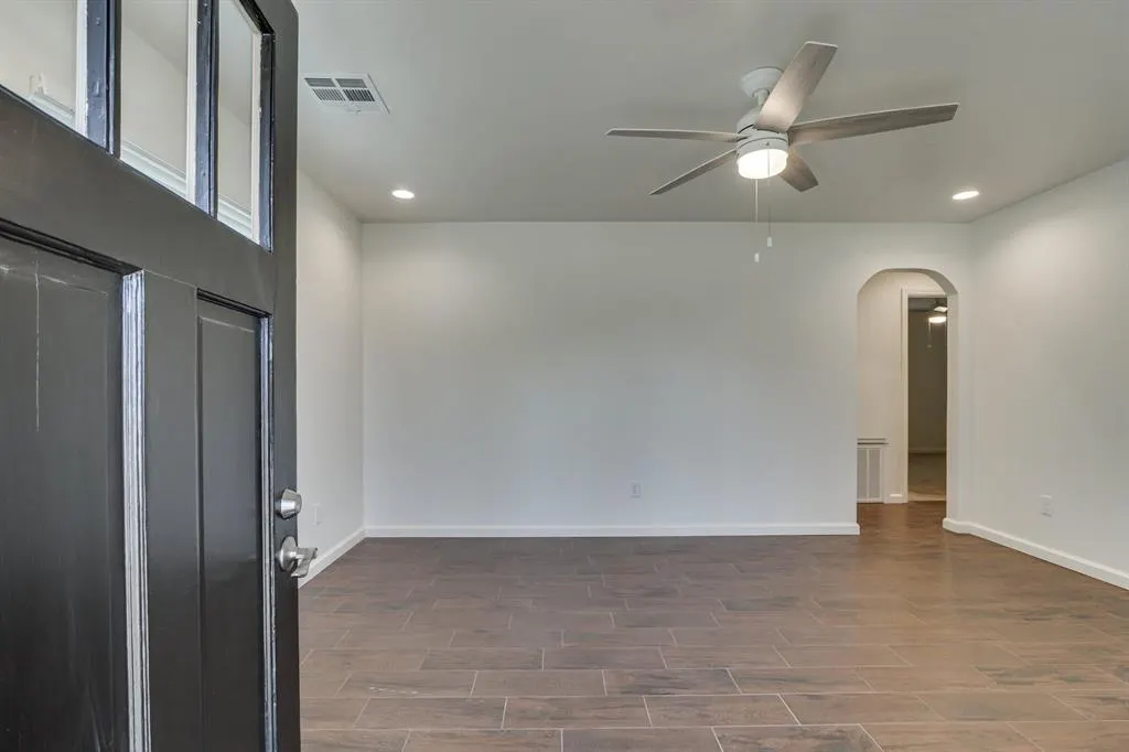 Photo 6 — 4160 NW 23rd Street, Oklahoma City, OK 73107