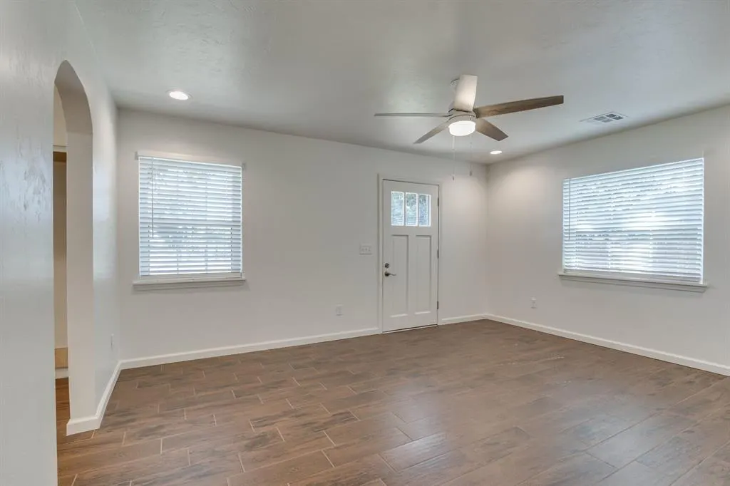 Photo 8 — 4160 NW 23rd Street, Oklahoma City, OK 73107