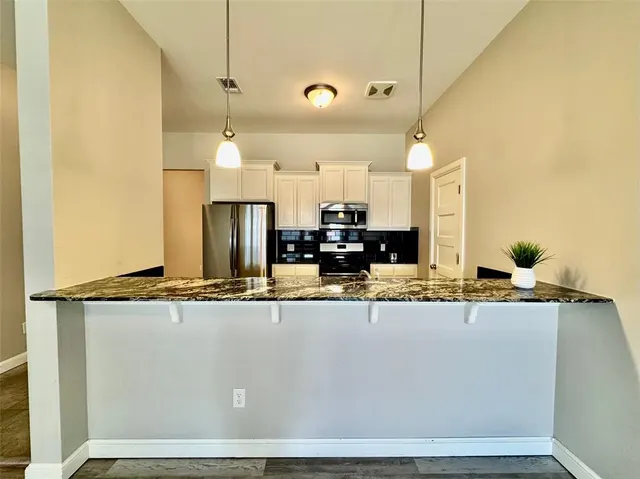 Photo 8 — 1101 Merlin Drive 1101 - 1103, Norman, OK 73072
