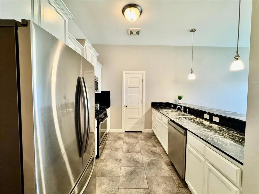 Photo 13 — 1101 Merlin Drive 1101 - 1103, Norman, OK 73072