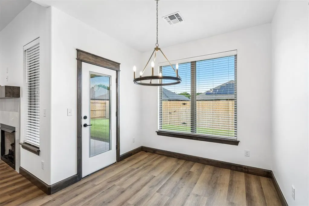 Photo 10 — 209 NW Pine Avenue, Cache, OK 73527