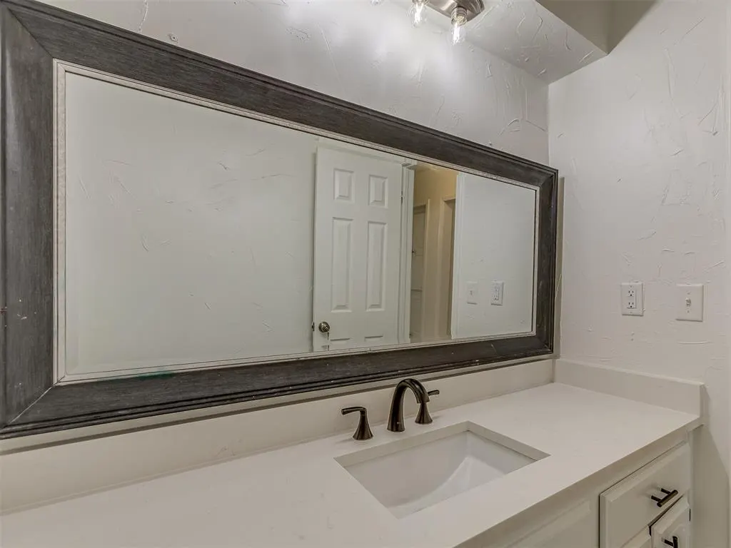 Photo 26 — 1520 Winding Creek Road, Moore, OK 73160