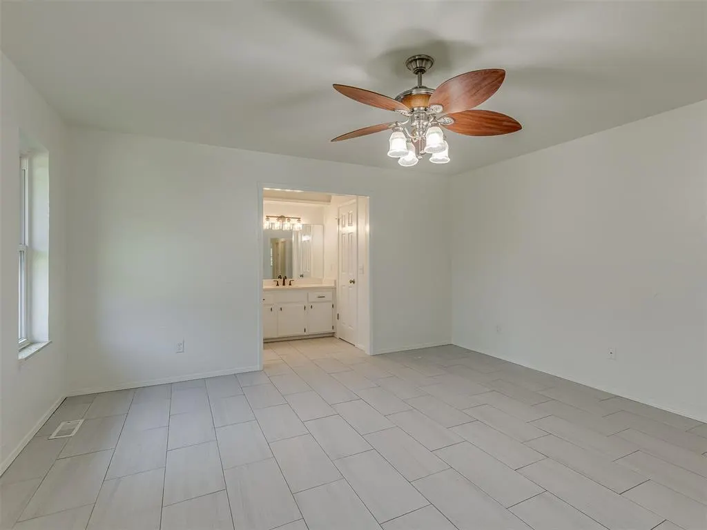 Photo 31 — 1520 Winding Creek Road, Moore, OK 73160