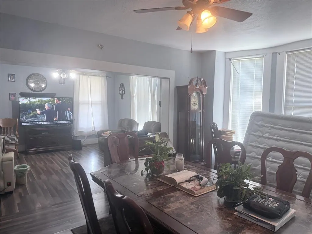 Photo 4 — 121 E Locust Street, Tecumseh, OK 74873