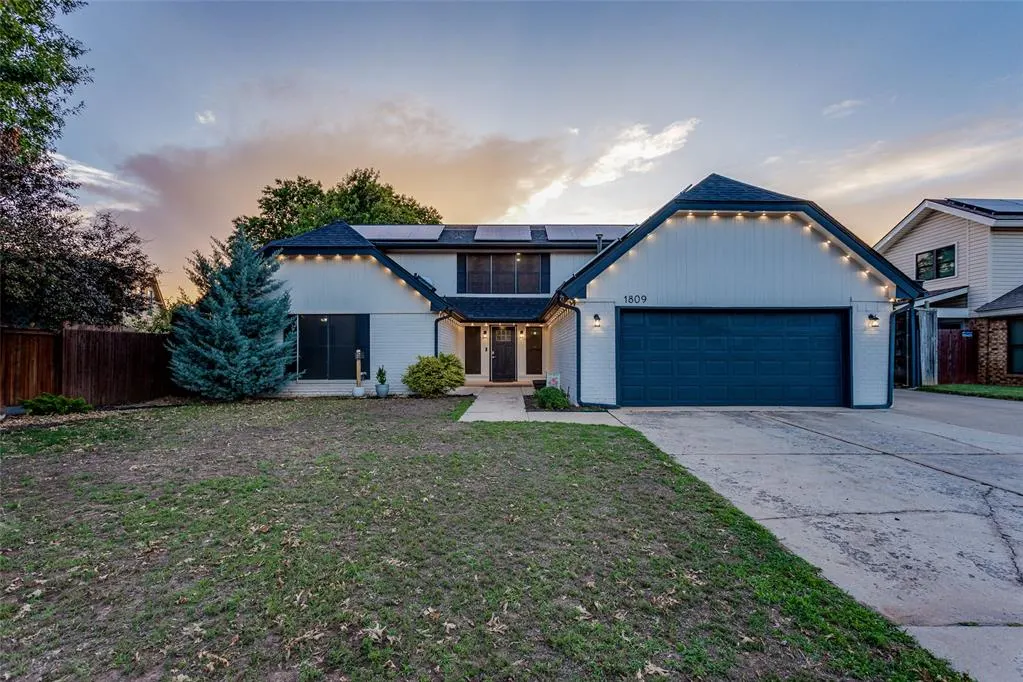 Front exterior — 1809 Norwich Place, Yukon, OK 73099