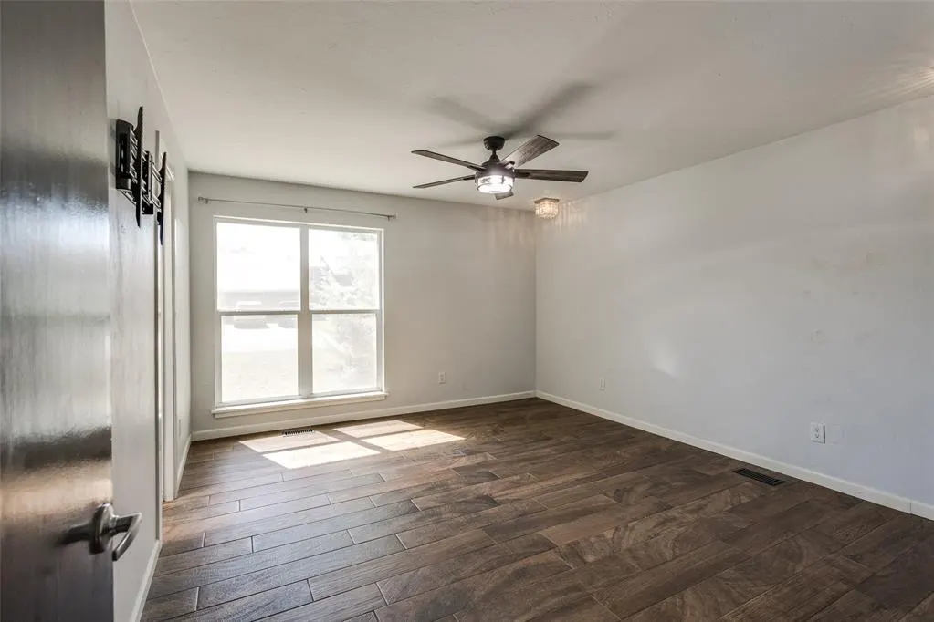 Photo 14 — 1809 Norwich Place, Yukon, OK 73099
