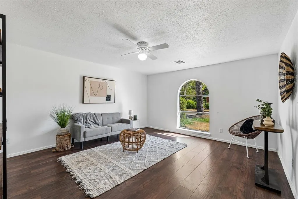 Photo 7 — 345 NW 87th Street, Oklahoma City, OK 73114