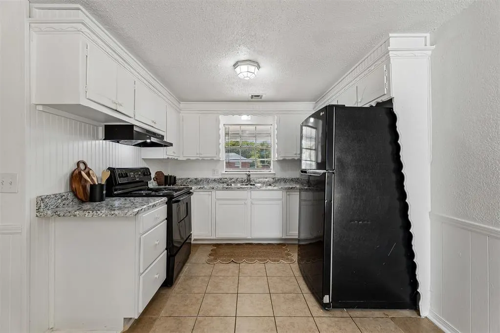 Photo 11 — 345 NW 87th Street, Oklahoma City, OK 73114