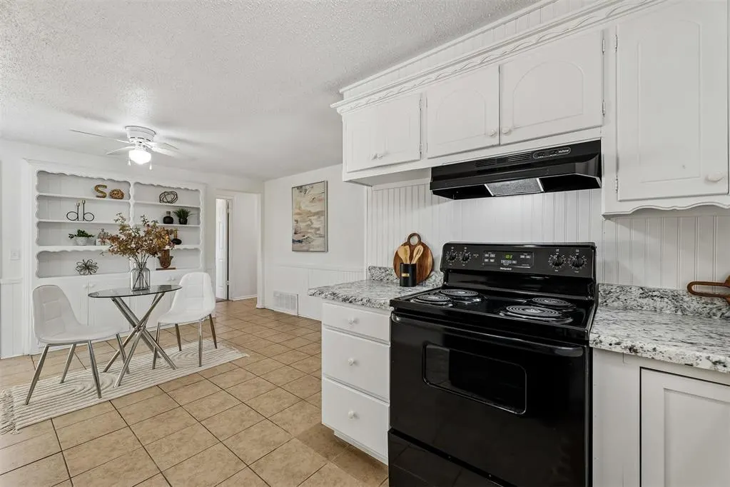 Photo 14 — 345 NW 87th Street, Oklahoma City, OK 73114