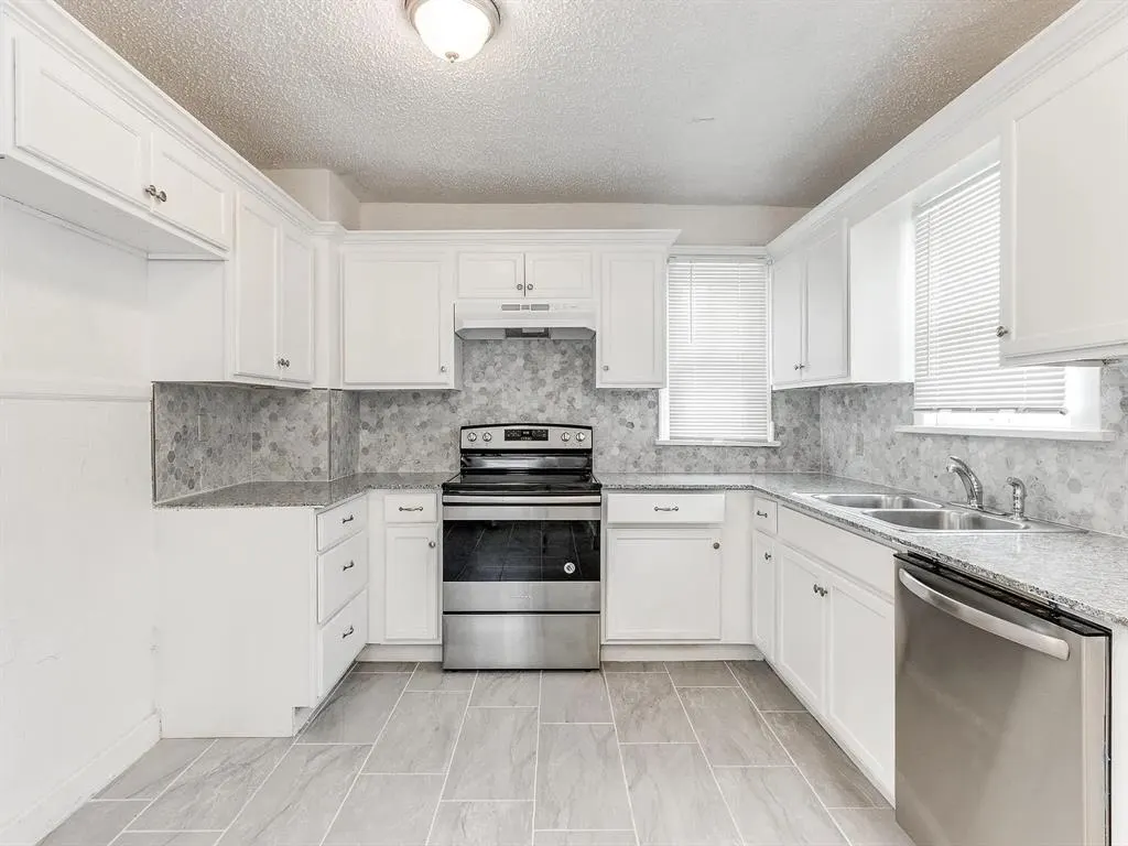 Photo 6 — 2221 N Jordan Avenue, Oklahoma City, OK 73111