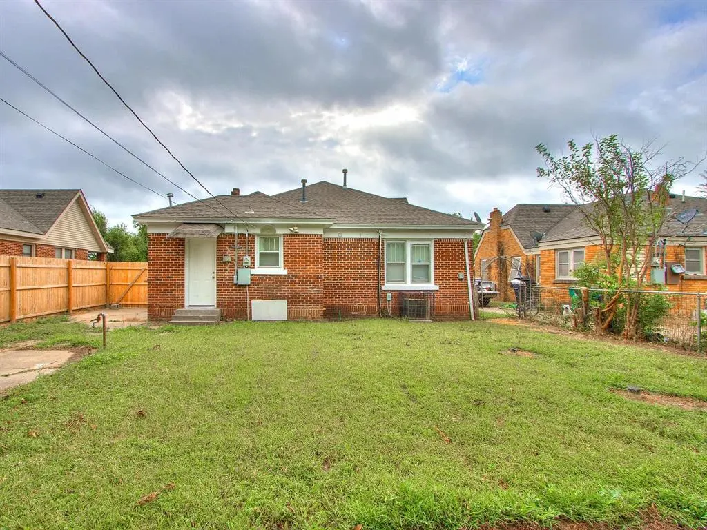 Photo 22 — 2221 N Jordan Avenue, Oklahoma City, OK 73111