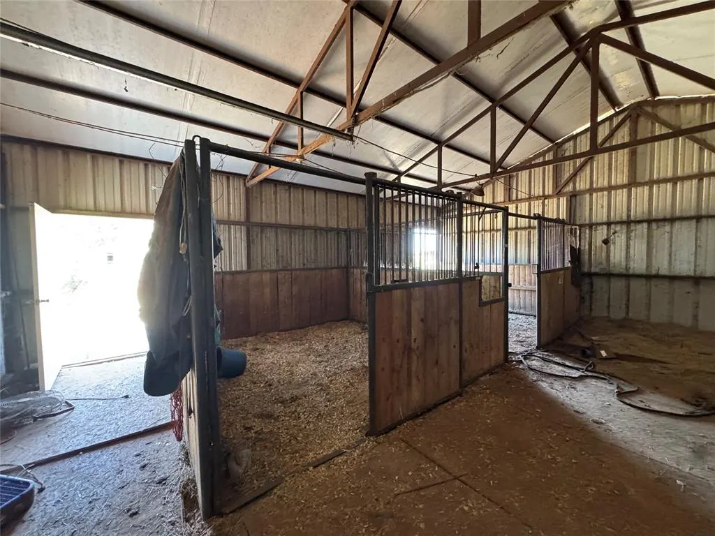 Photo 11 — 1911 Van Buren Avenue, Piedmont, OK 73078