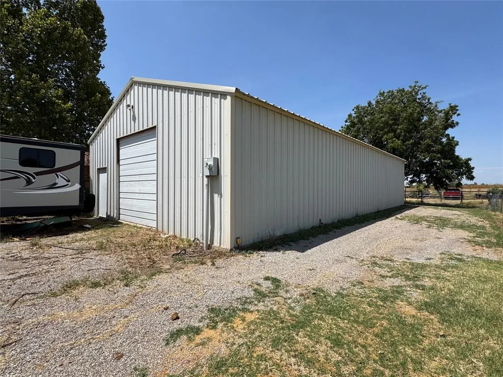Photo 15 — 1911 Van Buren Avenue, Piedmont, OK 73078