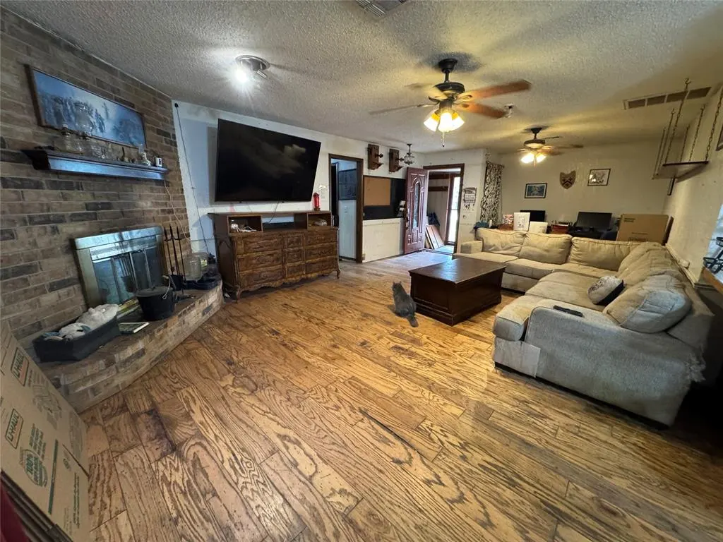 Photo 5 — 1911 Van Buren Avenue, Piedmont, OK 73078