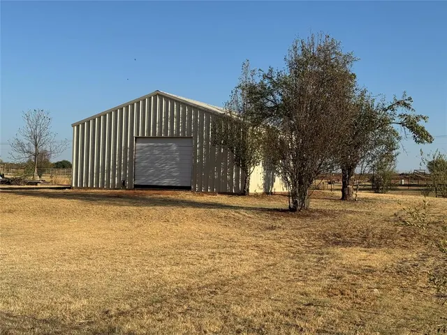 Photo 4 — 1911 Van Buren Avenue, Piedmont, OK 73078