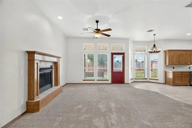 Photo 6 — 1615 Silver Oak Road, Blanchard, OK 73010
