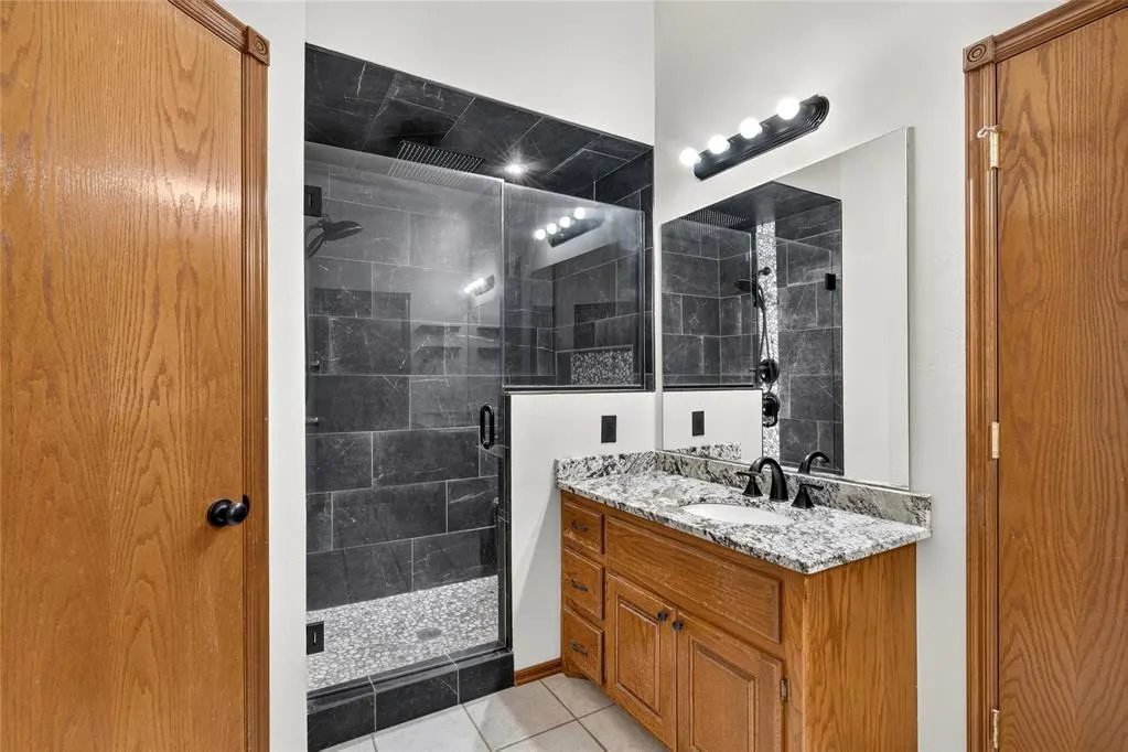 Photo 18 — 1615 Silver Oak Road, Blanchard, OK 73010