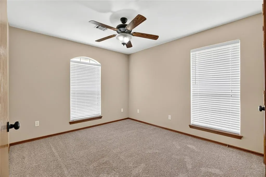 Photo 21 — 1615 Silver Oak Road, Blanchard, OK 73010