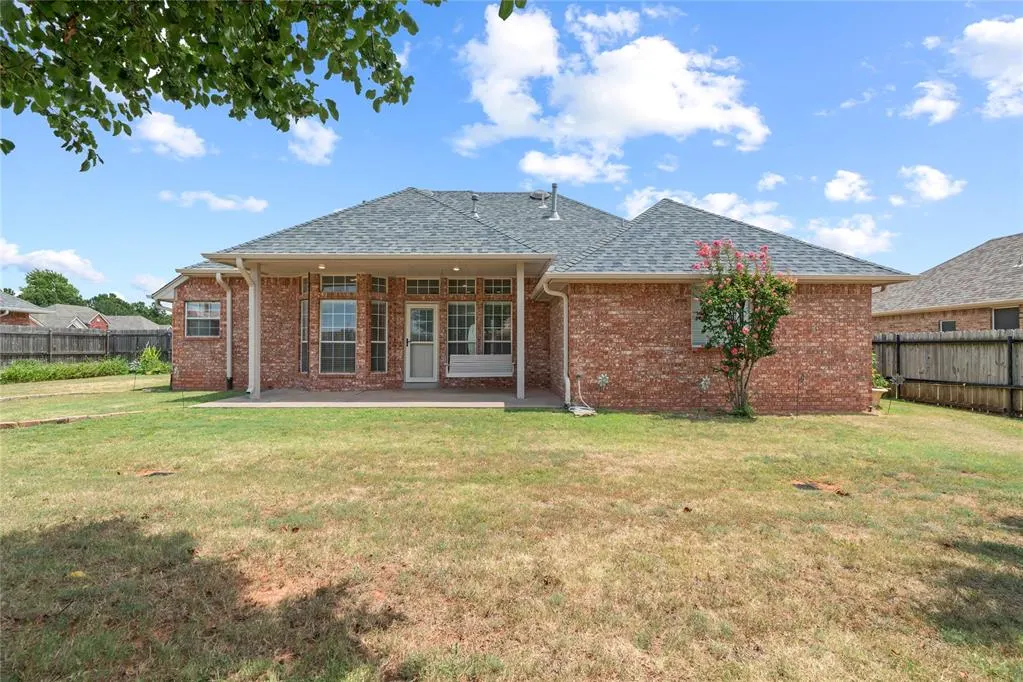 Photo 27 — 1615 Silver Oak Road, Blanchard, OK 73010