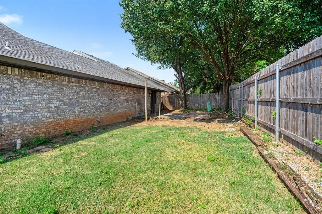 Photo 23 — 2513 SW 101st Street, Oklahoma City, OK 73159